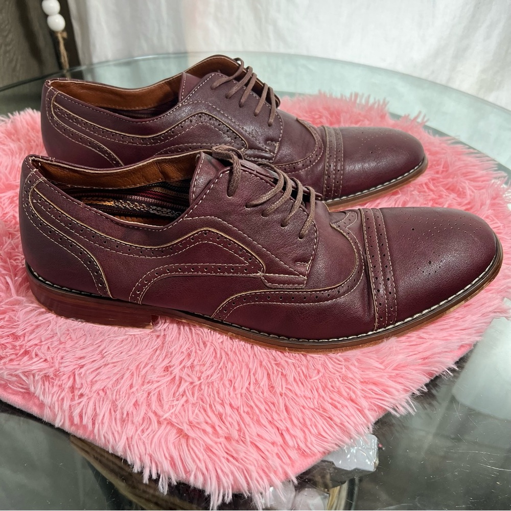 Ferro Aldo Burgundy Brogues | Men’s Size 12 | Wine-Soaked Wingtip Magic